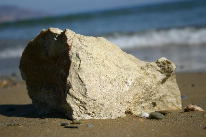stone, beach, greece-398838.jpg