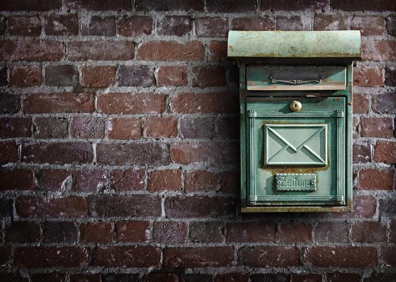 letter box, wall, post office-1819966.jpg
パスポート　戸籍謄本